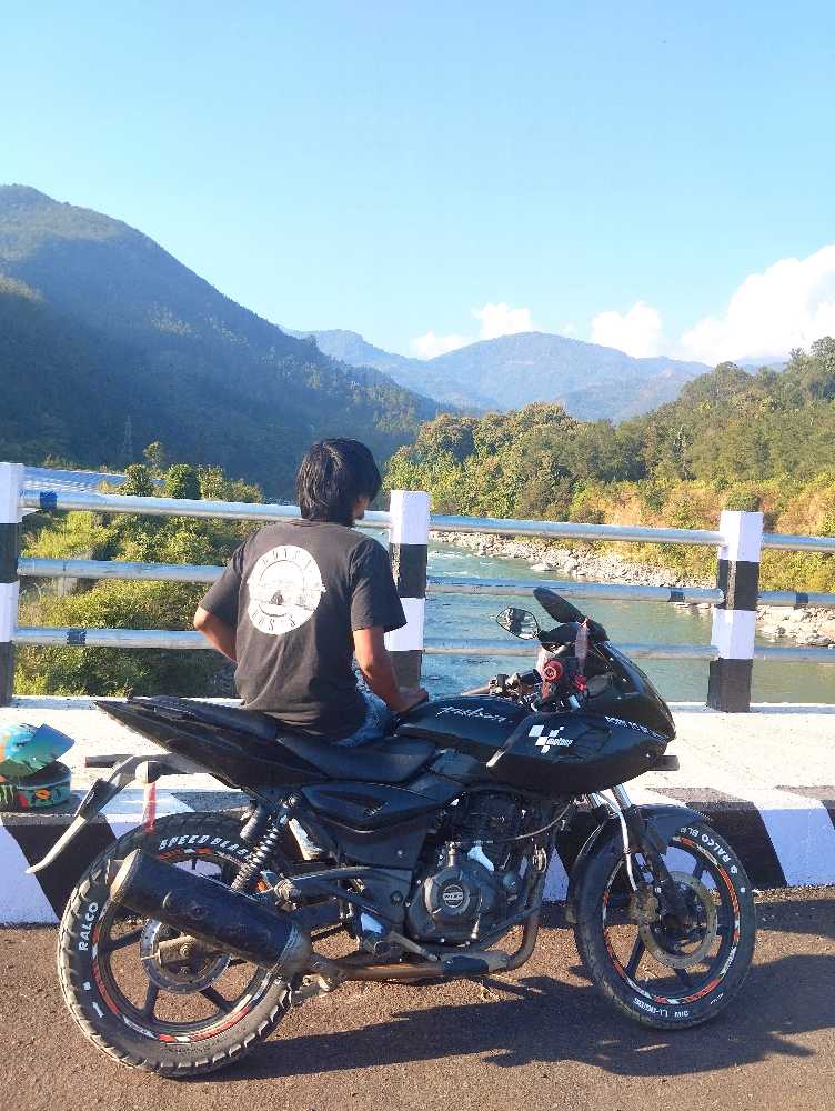 2017 Bajaj Plusar 220