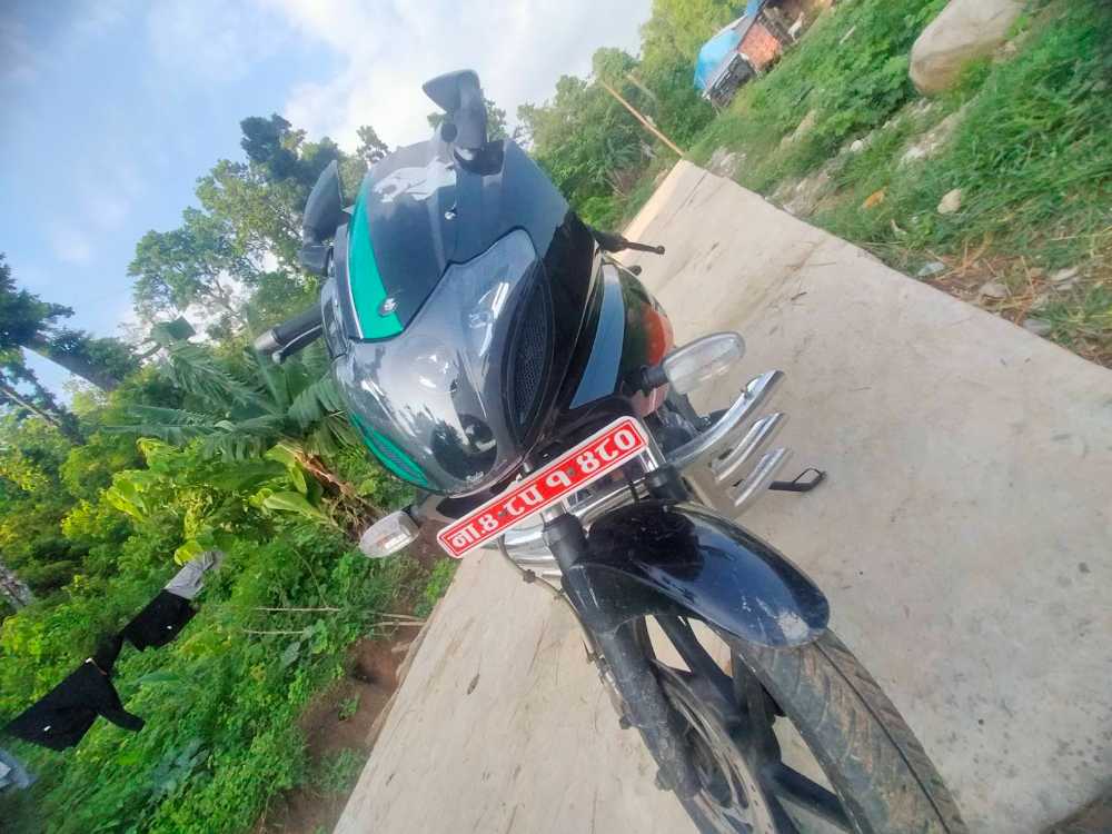 2019 Bajaj Plusar 220 in Hetauda for sale at RamroGaadi.