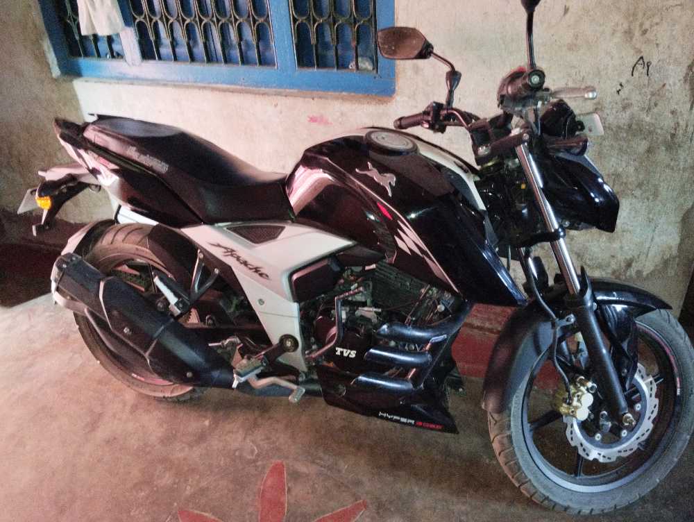 2022 TVS Apache RTR 160 4V