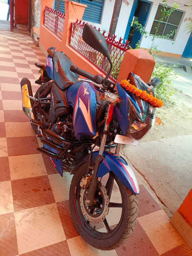 2022 TVS Apache RTR 160
