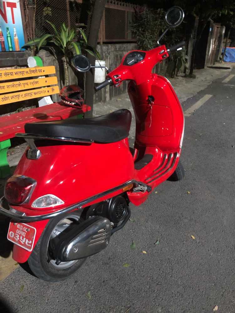 2021 Vespa LX 125 in Bharatpur for sale