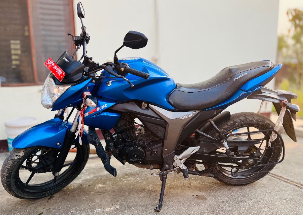 2016 Suzuki Gixxer 150 in Dang Deukhuri, for sale at RamroGaadi.