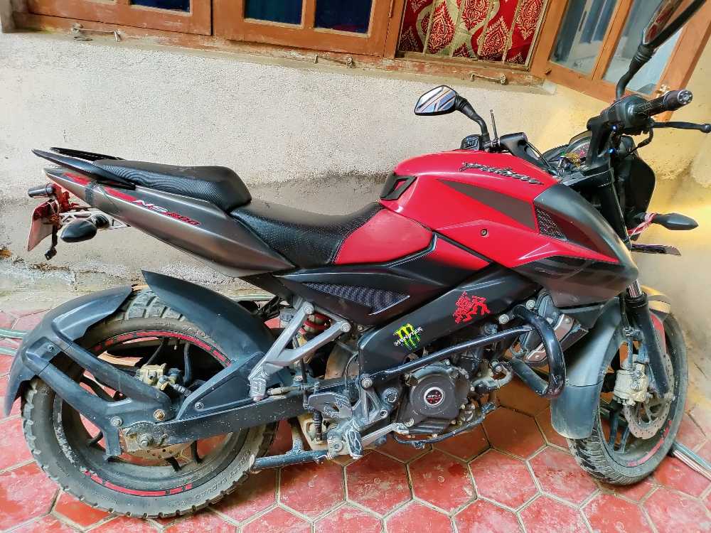 2018 Bajaj NS 200