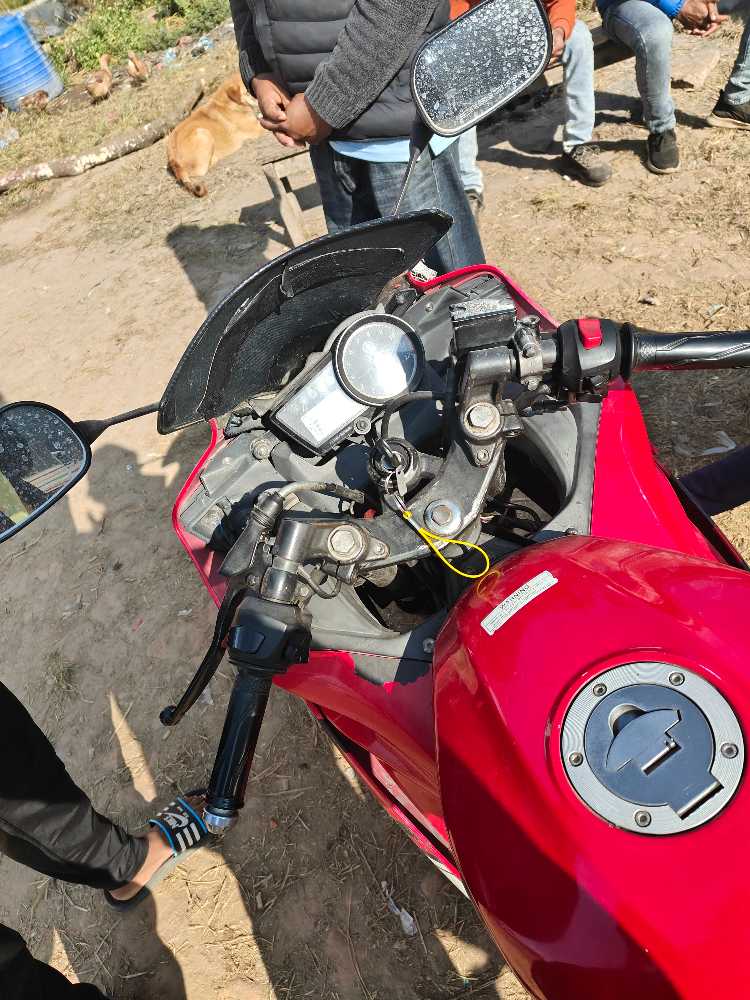2010 Yamaha R15