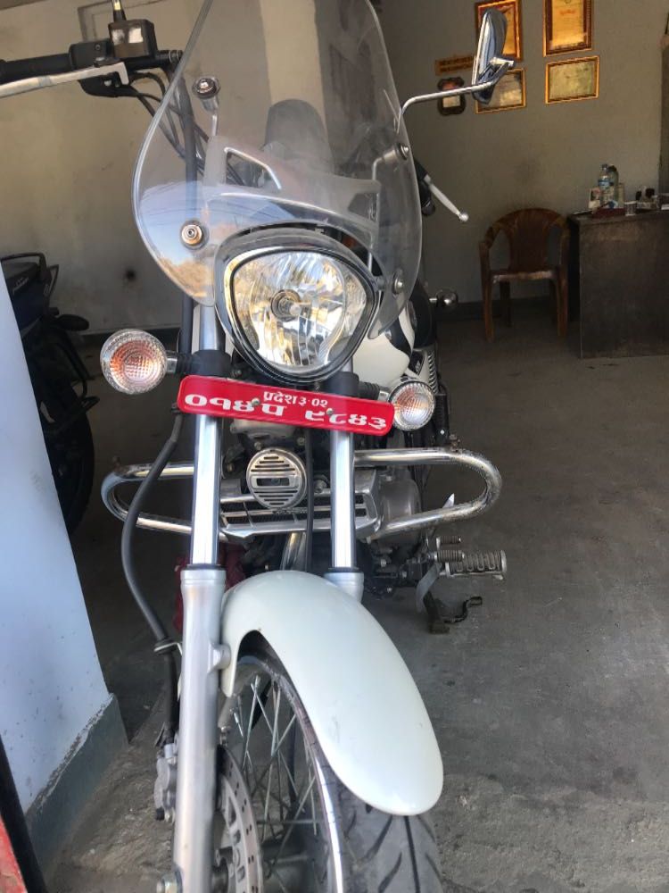 2019 Bajaj Avenger 220