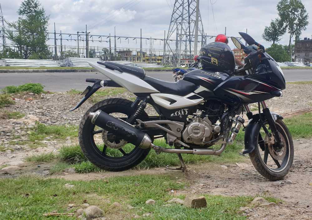 2016 Bajaj Plusar 150 in Dhangadhi for sale at RamroGaadi.