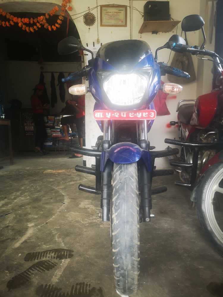 2012 Bajaj Pulsar 180