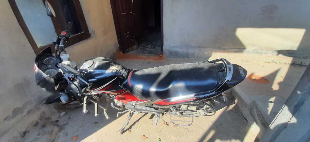 2011 Yamaha R15 in Lalitpur for sale