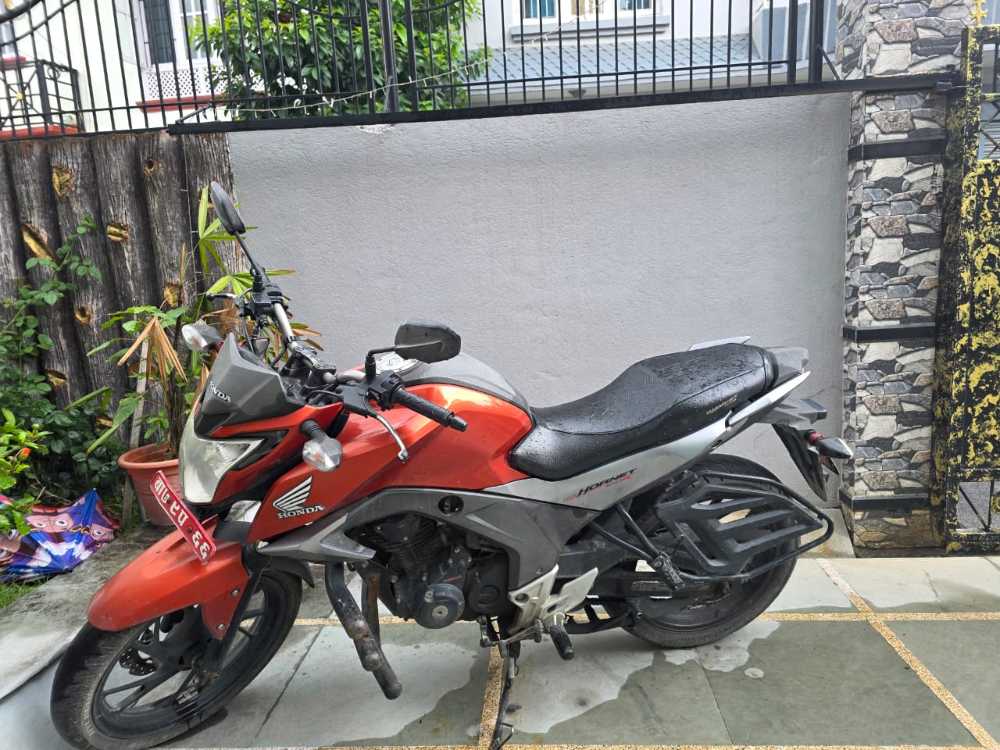 2016 Honda CB Hornet in Kathmandu for sale at RamroGaadi.