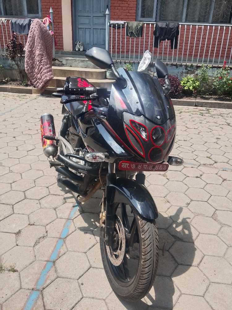 2016 Bajaj Plusar 220 in Kathmandu for sale