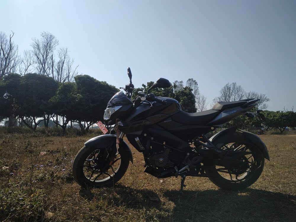 2020 Bajaj NS 200