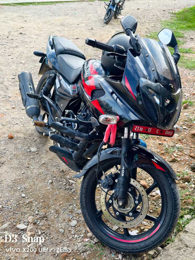 2022 Bajaj Plusar 220
