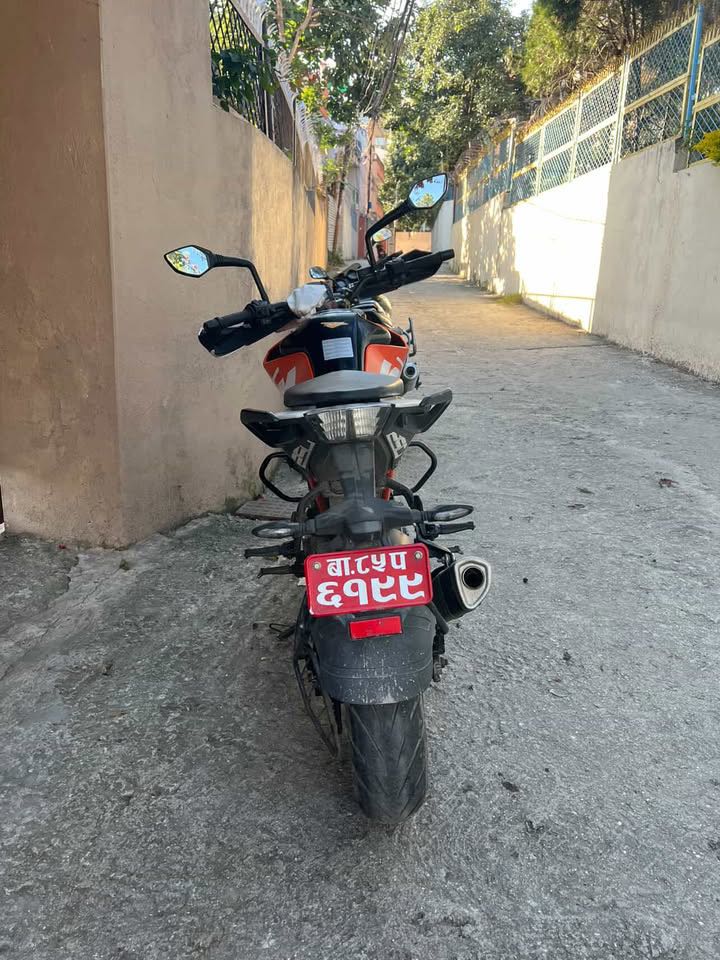 2017 KTM Duke 250 in Kathmandu for sale at RamroGaadi.
