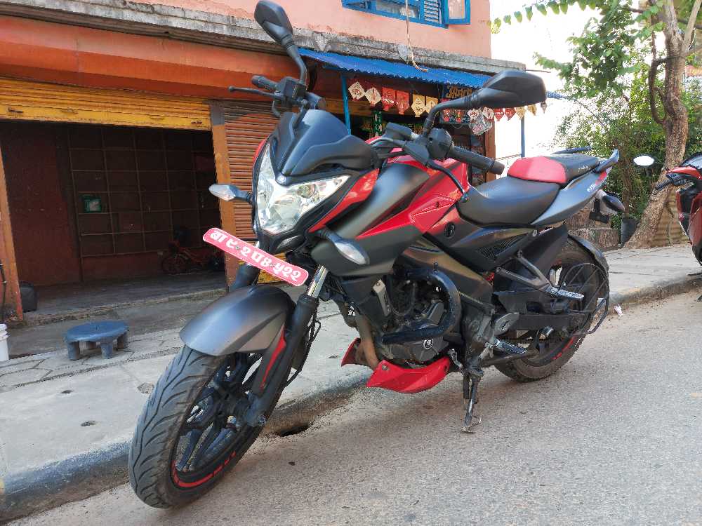 2018 Bajaj NS 200