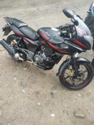 2018 Bajaj Plusar 220