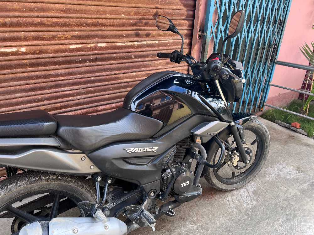 2023 TVS Raider 