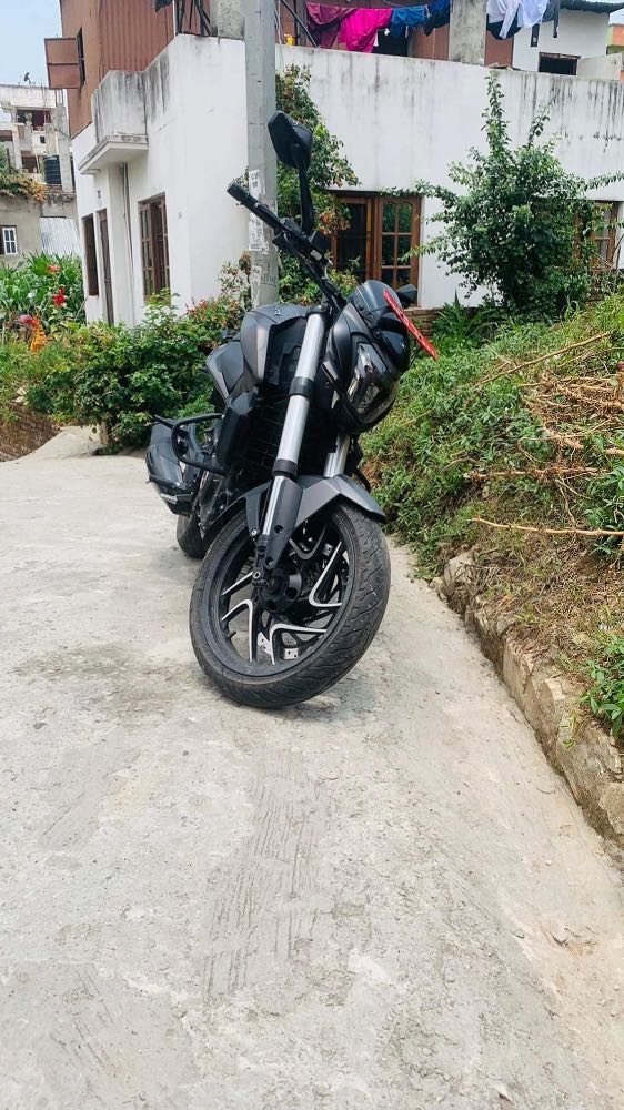 2022 Bajaj Dominar 400