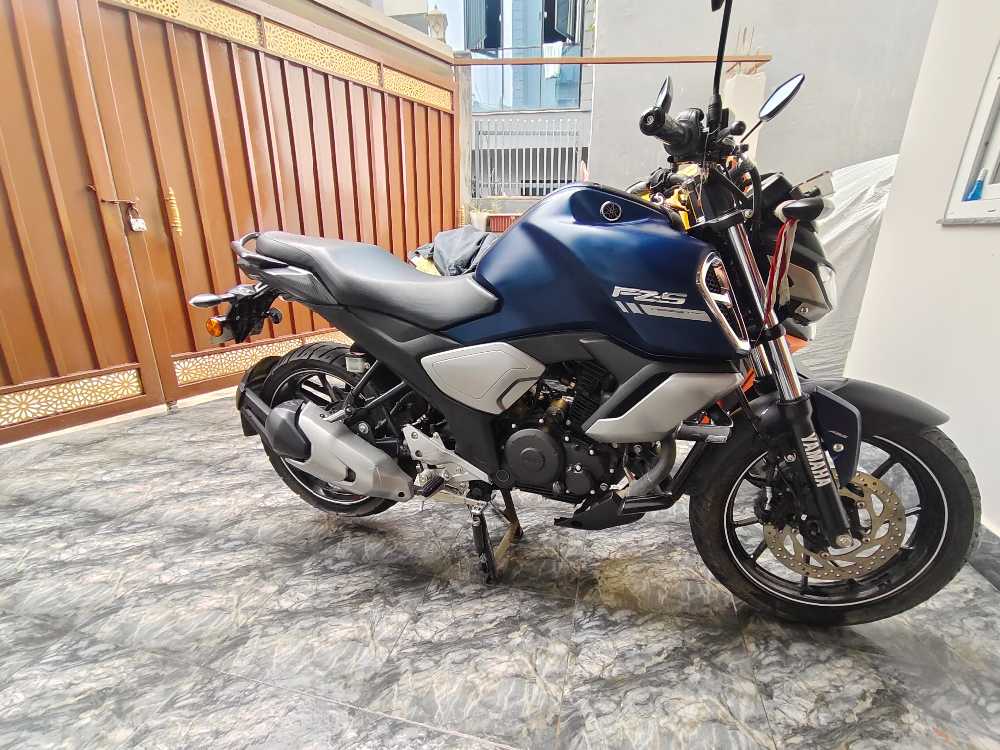2020 Yamaha FZS