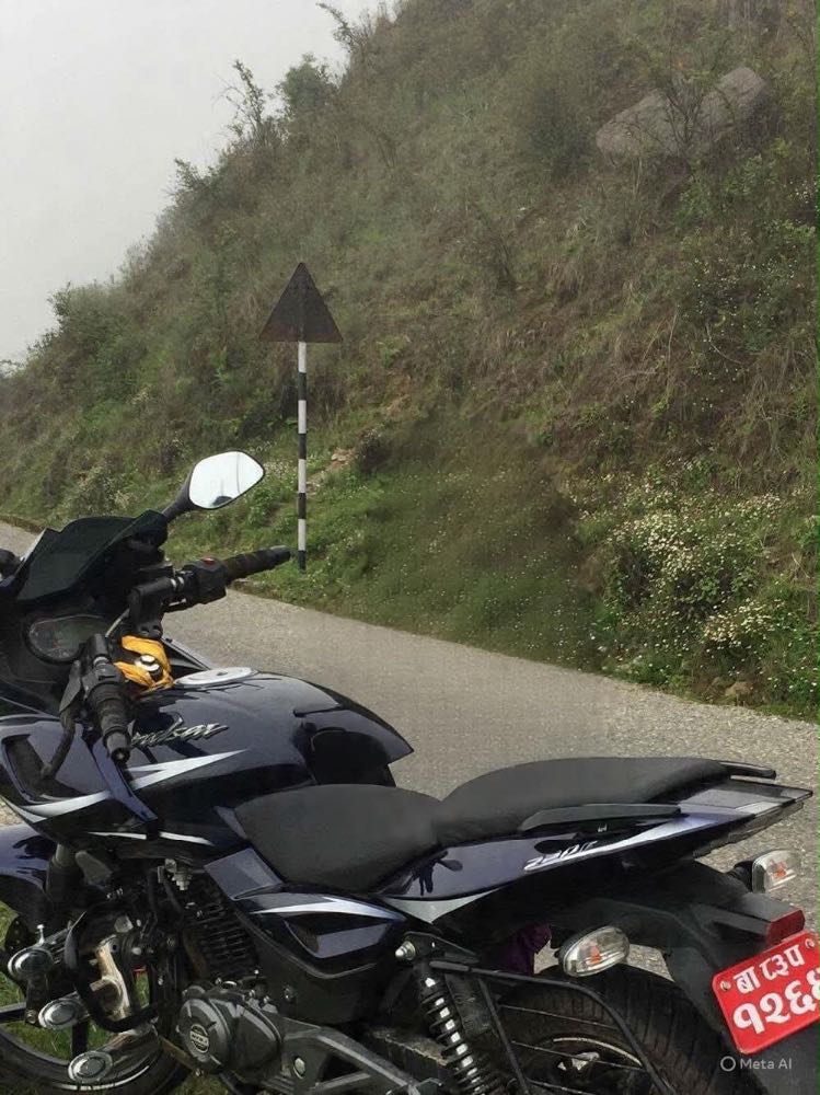 2016 Bajaj Plusar 220 in Kathmandu for sale